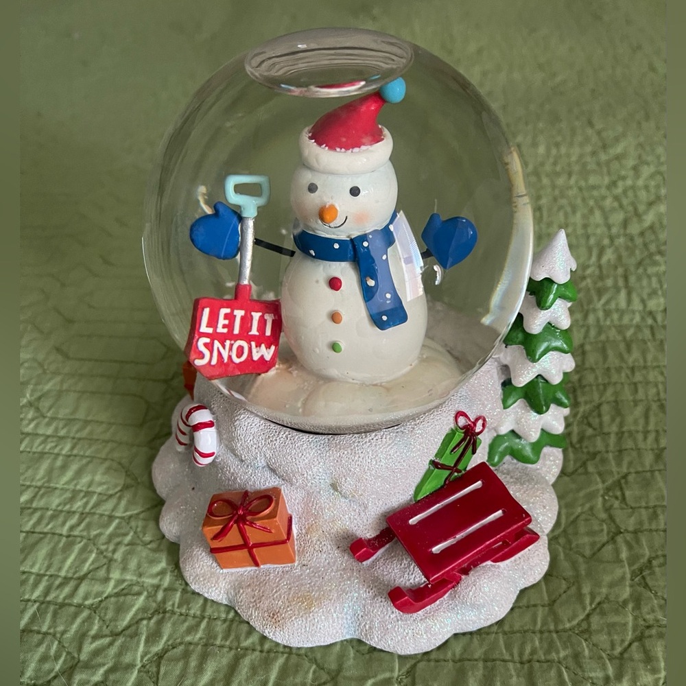 VINTAGE TARGET CLASSIC FROSTY THE SNOWMAN MUSICAL SNOW GLOBE-PLAYS JINGLE BELLS